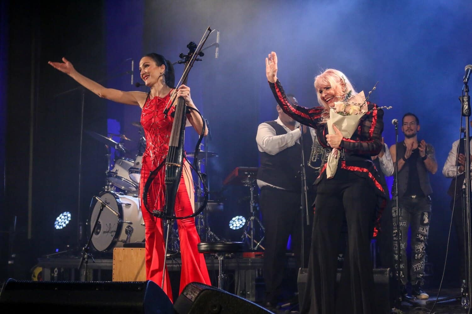 Ana Rucner sa gostima Hankom Paldum i trubačima Elvisa Bajramovića oduševila sarajevsku publiku